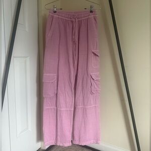 Old Navy S Mid Rise Wide Leg Cargo Pants in Pink